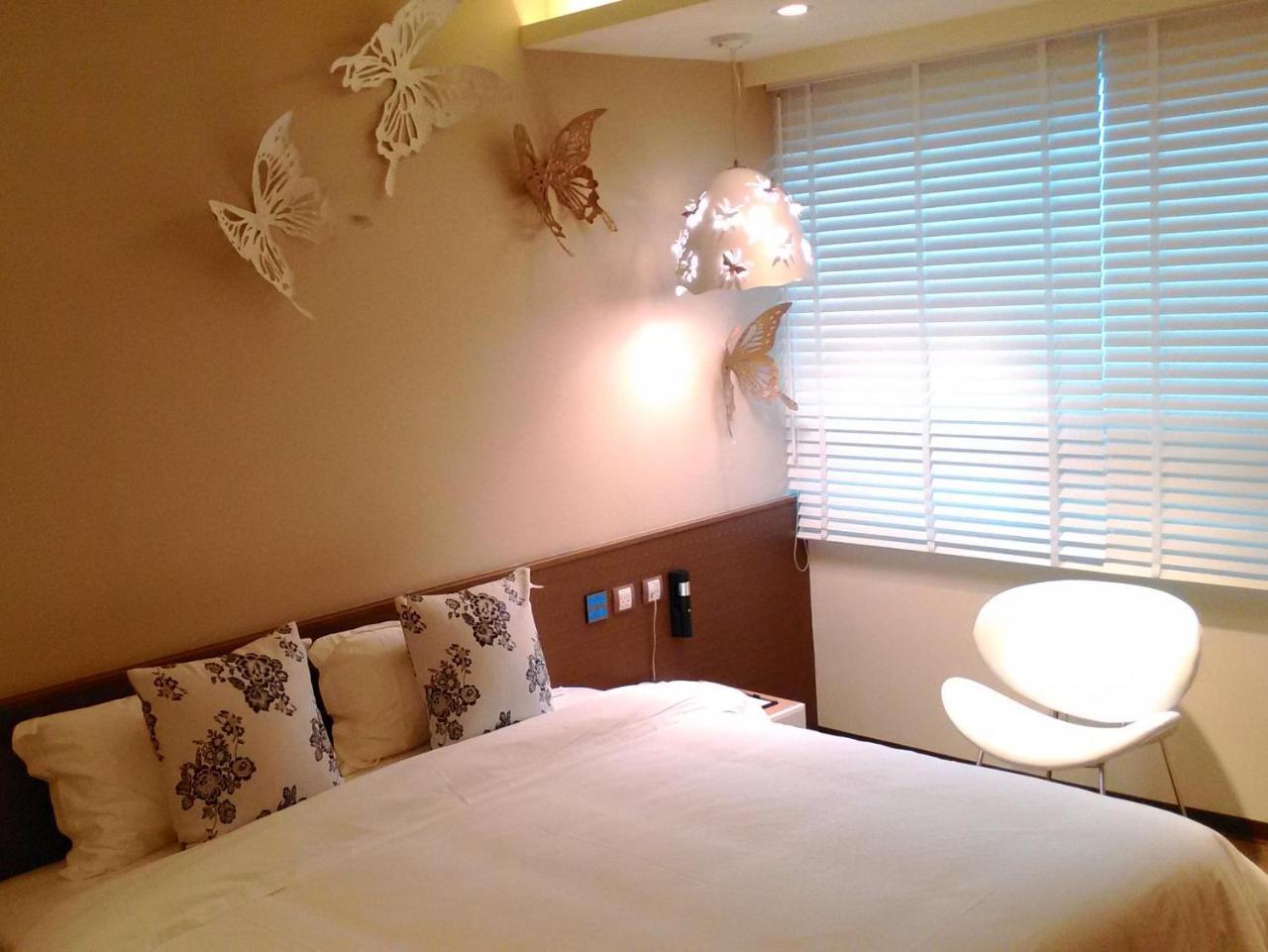 Walker Hotel. Ximen Tajpej Buitenkant foto
