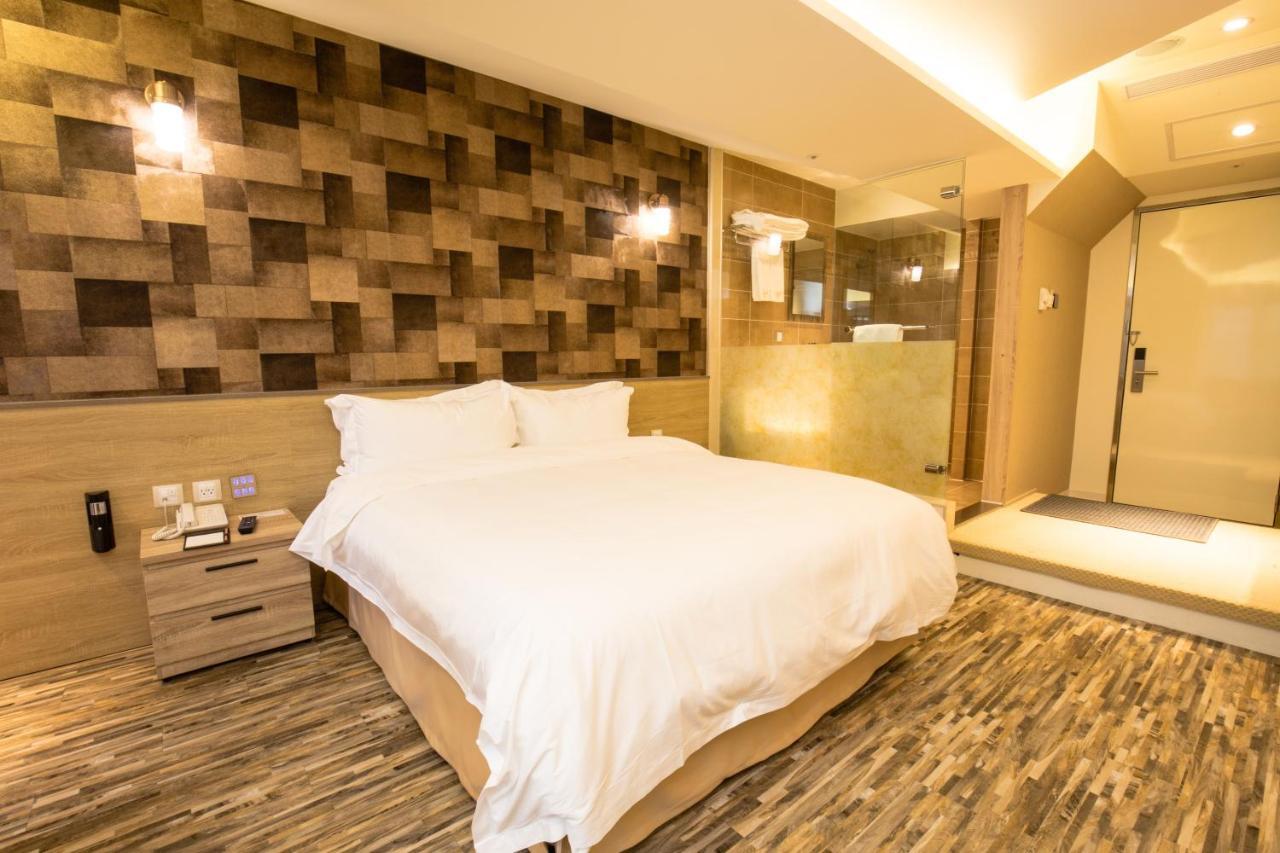 Walker Hotel. Ximen Tajpej Buitenkant foto